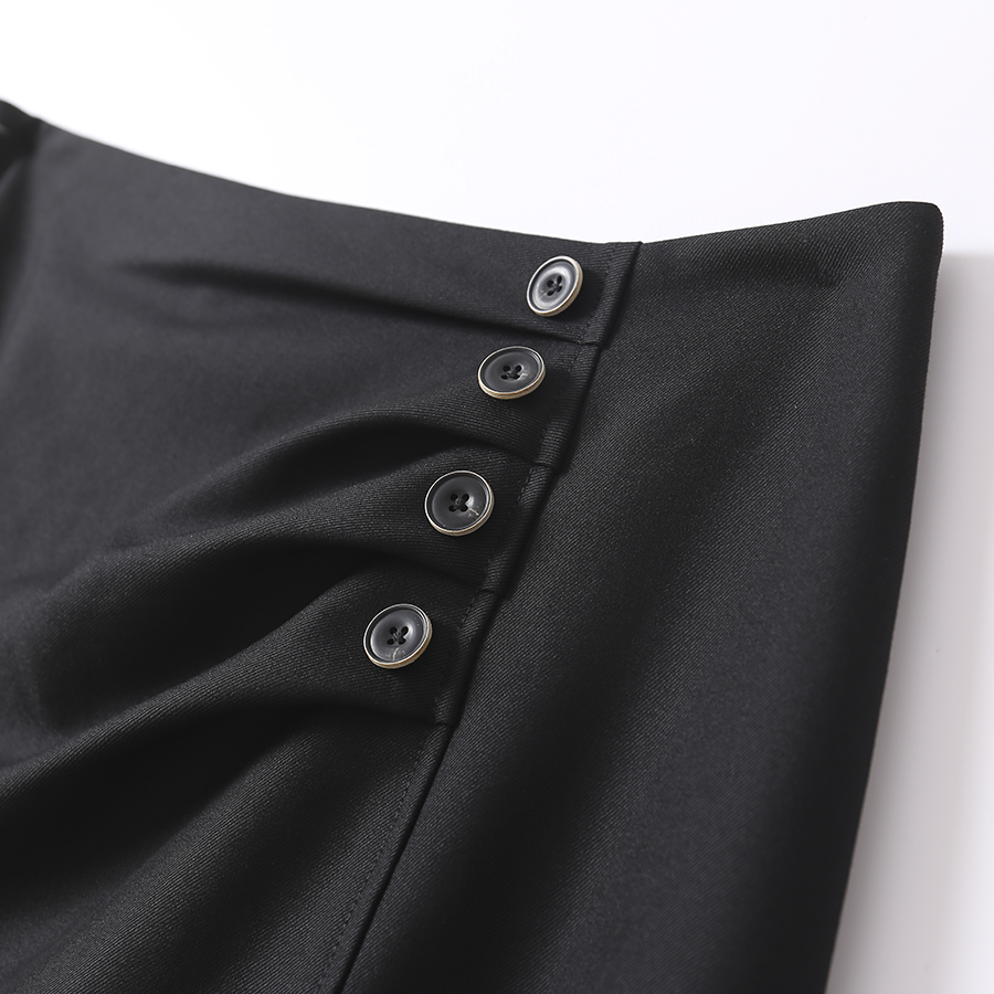 新款韩版气质性感小黑裙褶皱纽扣搭衬舒适