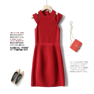 新款高雅大红色毛织连衣裙露肩特色修身舒适