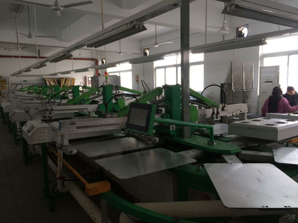 其他:臂章肩章 硅胶矽利康 绣花贴布绣 魔术贴袖袢 拉头拉攀 皮标皮牌