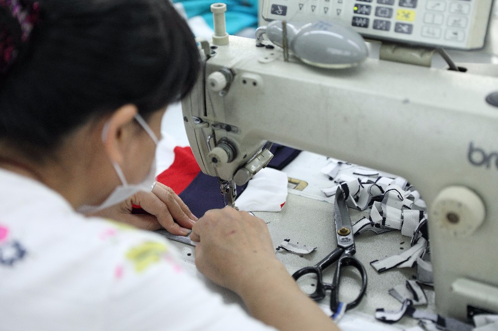 东莞市虎门鸿业达制衣厂